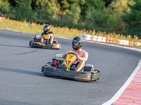 Zdjęcie z toru gokartowego KartGoo Bydgoszcz
